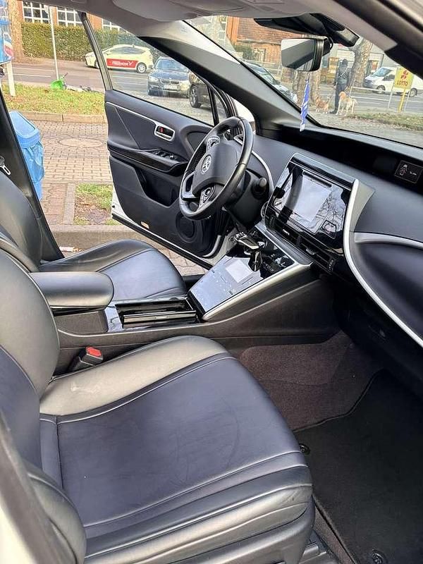 Gebraucht Toyota Mirai 154 PS (113 kW) 2017 Limousine