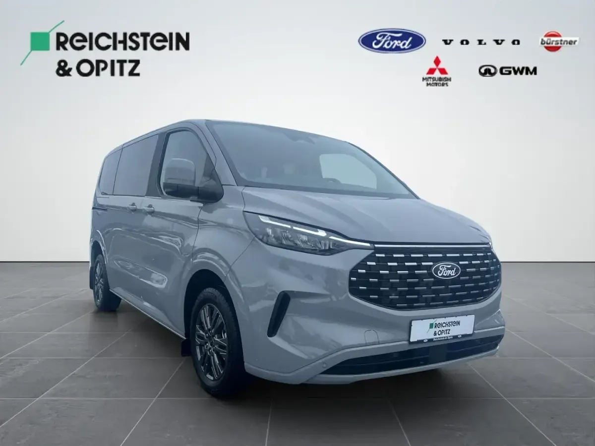 Neu Ford Tourneo Custom Titanium 170 PS (125 kW) 2026 Grey matter Van