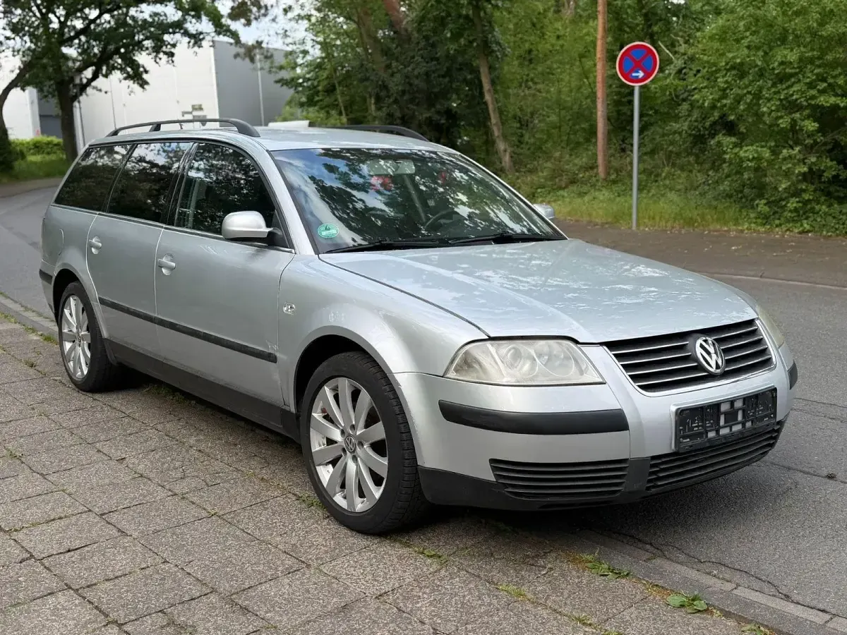 Gebraucht VW Passat 102 PS (75 kW) 2002 Grau Kombi