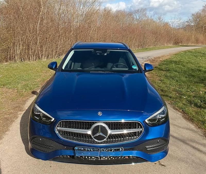 Gebraucht Mercedes C200 163 PS (119 kW) 2023 Blau Kombi