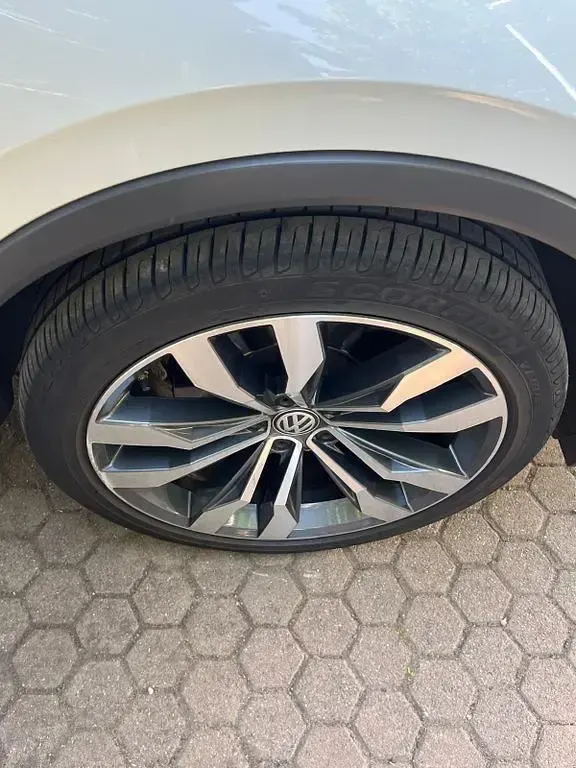 Gebraucht VW Tiguan Highline 239 PS (175 kW) 2018 Weiß SUV