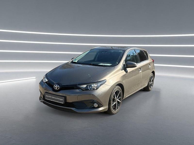 Gebraucht Toyota Auris Team 116 PS (85 kW) 2019 Braun Kleinwagen