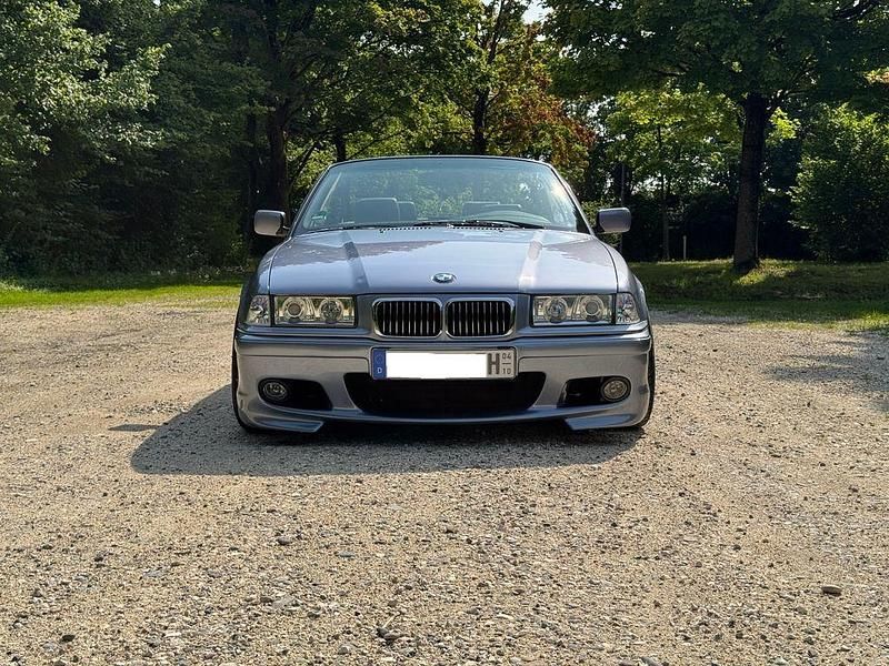 Gebraucht BMW 325 Cabriolet Performance 192 PS (141 kW) 1993 Blau Cabrio