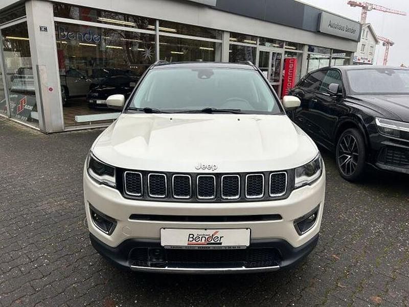 Second-hand Jeep Compass Limited 170 CP (125 kW) 2017 Alb SUV