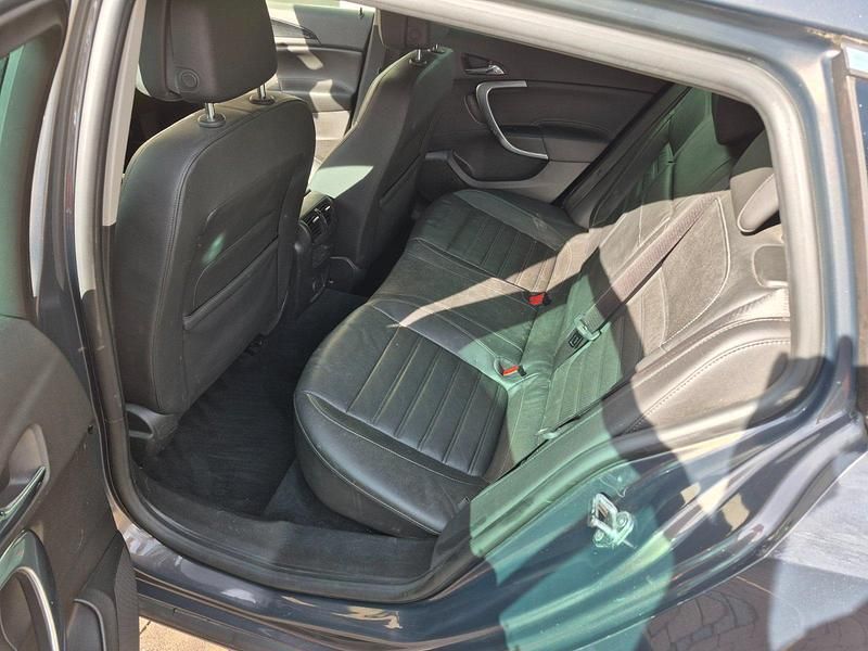 Gebraucht Opel Insignia 198 PS (145 kW) 2013 Grau Kombi