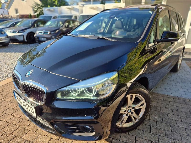Schwarz Gebraucht 2015 BMW 218 Gran Tourer Van / Kleinbus | 13.990 € (Fairer Preis) - Bild 1/4