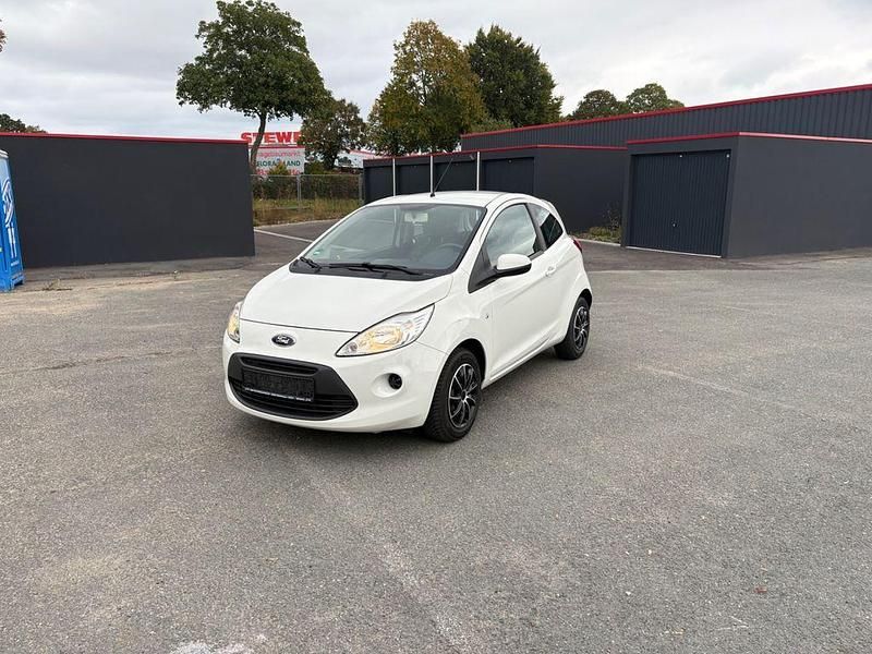 Weiß Gebraucht 2014 Ford Ka Titanium Kleinwagen | 3.500 € (Fairer Preis) - Bild 1/4
