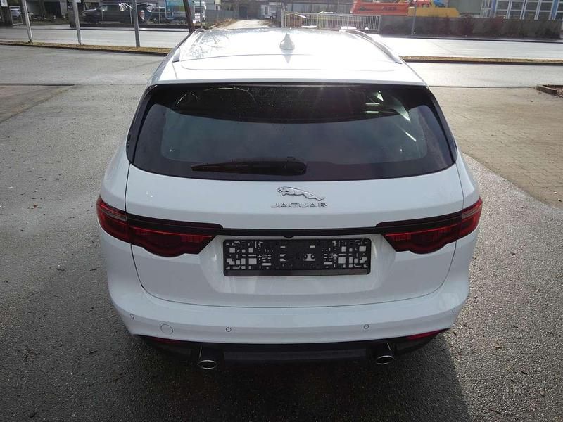 Gebraucht Jaguar XF Portfolio 163 PS (119 kW) 2017 Other Kombi