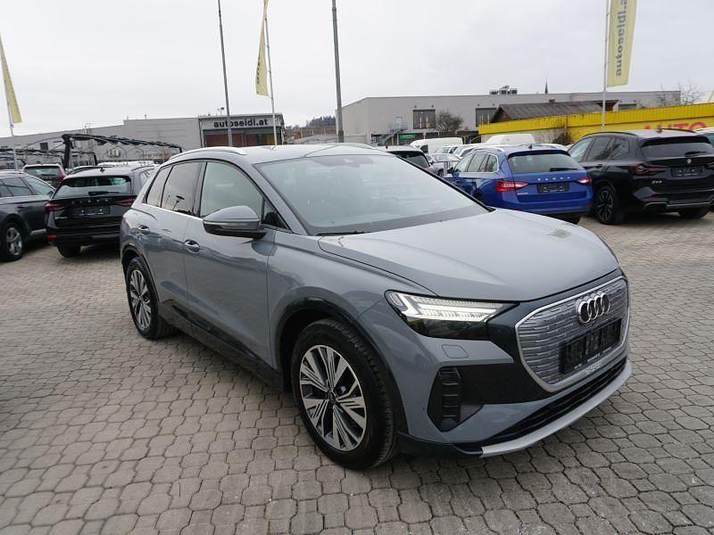 Gebraucht Audi Q4 e-tron 219 kW (299 PS) 2021 Grau SUV