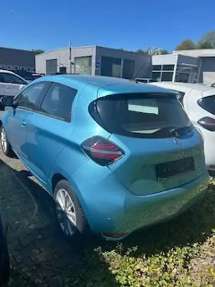 Używany Renault Zoe Experience 50 kW (69 KM) 2020 Niebieski Hatchback