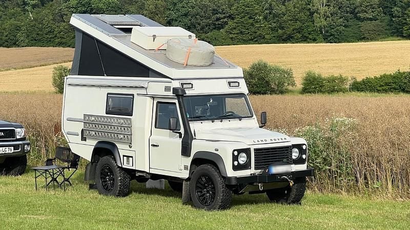 Gebraucht Land Rover Defender 160 PS (117 kW) 2011 Weiß Van / Kleinbus