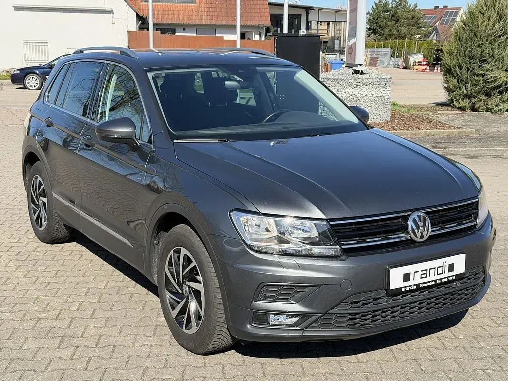 Gebraucht VW Tiguan Join 116 PS (85 kW) 2018 Grau SUV