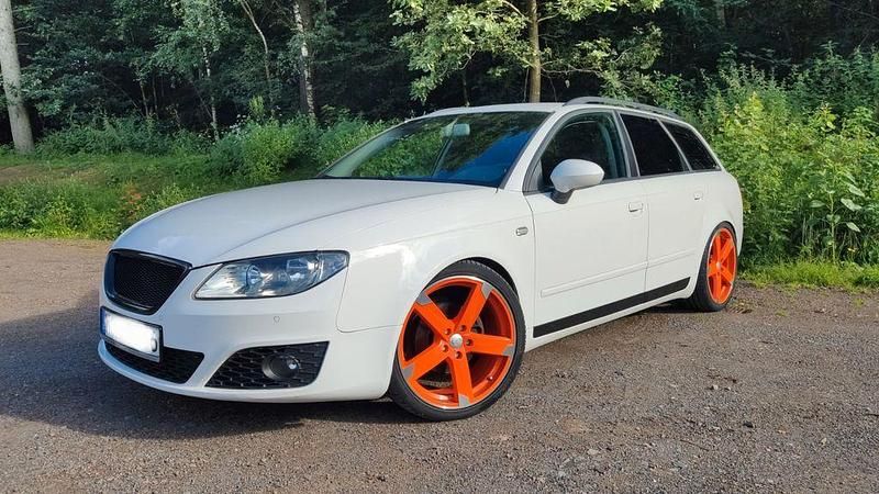 Gebraucht Seat Exeo Style 120 PS (88 kW) 2009 Weiß Limousine