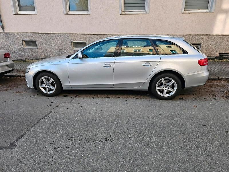 Gebraucht Audi A4 160 PS (117 kW) 2009 Silber Kombi