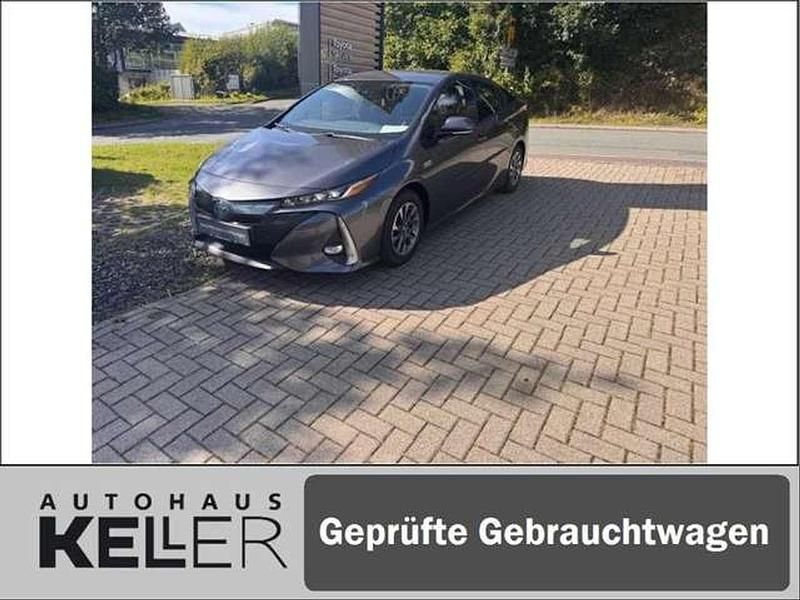 Other Gebraucht 2018 Toyota Prius Plug-in Hybrid Comfort Kleinwagen | 17.990 € (Guter Preis) - Bild 1/4