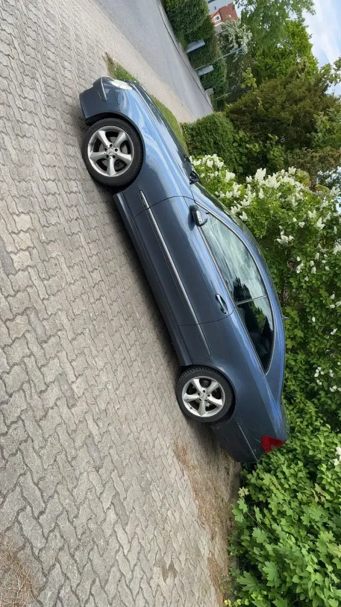Gebraucht Mercedes CLK280 231 PS (169 kW) 2007 Blau Coupé