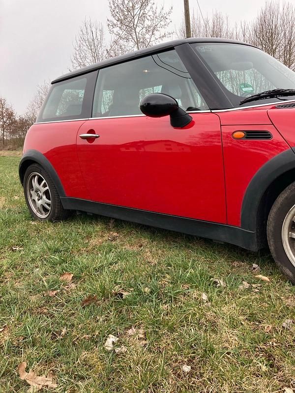 Gebraucht Mini Cooper 116 PS (85 kW) 2002 Rot Kleinwagen