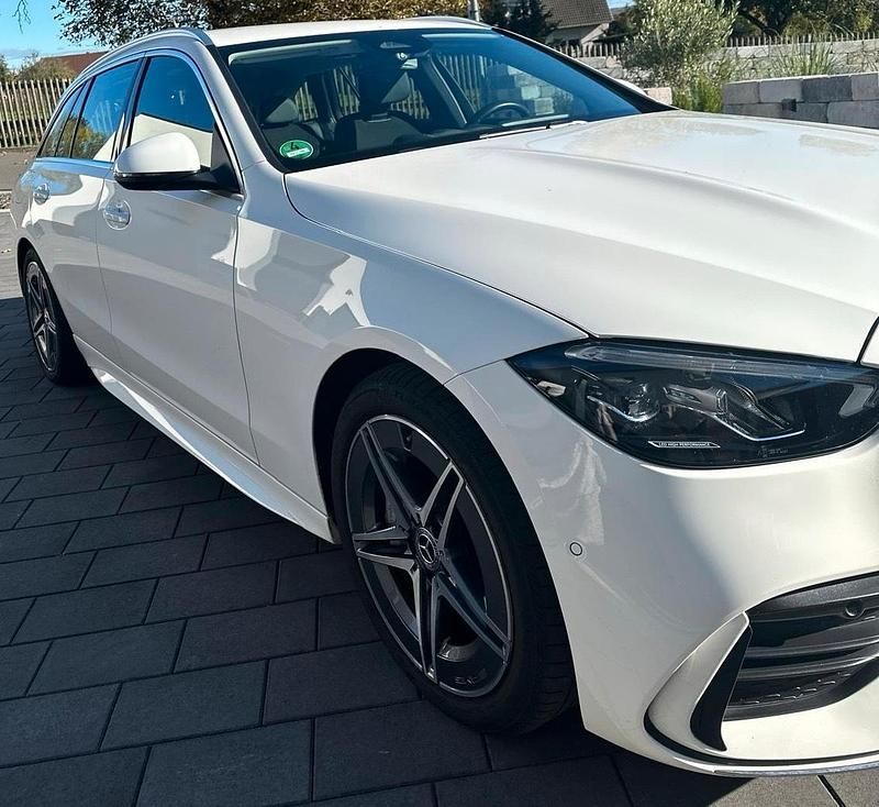 Gebraucht Mercedes C180 170 PS (125 kW) 2022 Weiß Kombi