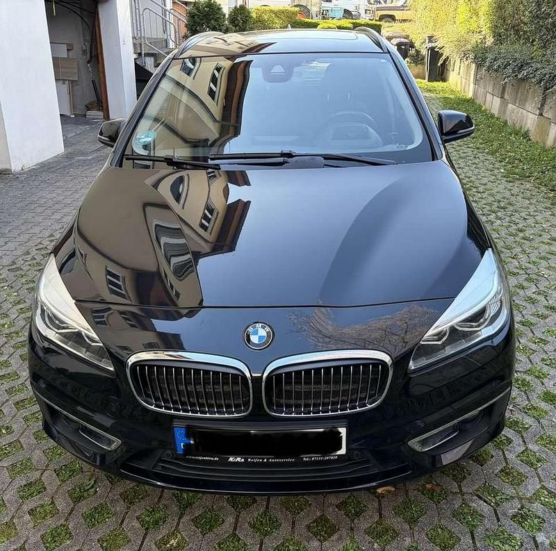 Second-hand BMW 225 231 CP (169 kW) 2015 Negru Monovolum