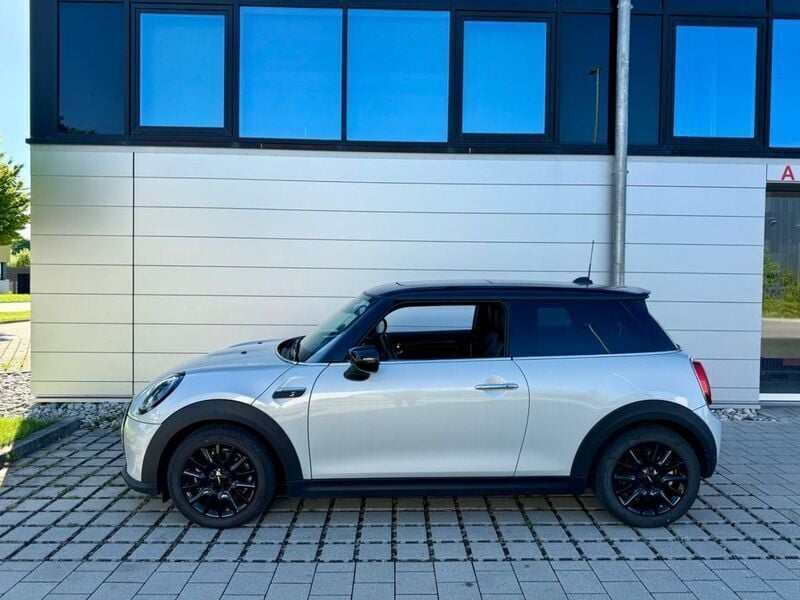 Silber Gebraucht 2021 Mini Cooper SE Kleinwagen | 18.999 € (Fairer Preis) - Bild 1/4