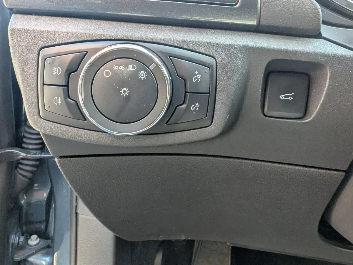 Gebraucht Ford Mondeo Titanium 188 PS (138 kW) 2022 Blau Kombi