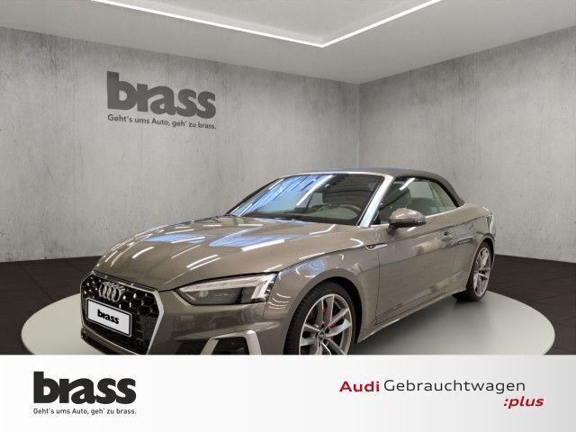 Chronosgrau metallic/verdeck schwarz Gebraucht 2024 Audi A5 Cabriolet S-Line Cabrio | 52.900 € (Etwas zu teuer) - Bild 1/4