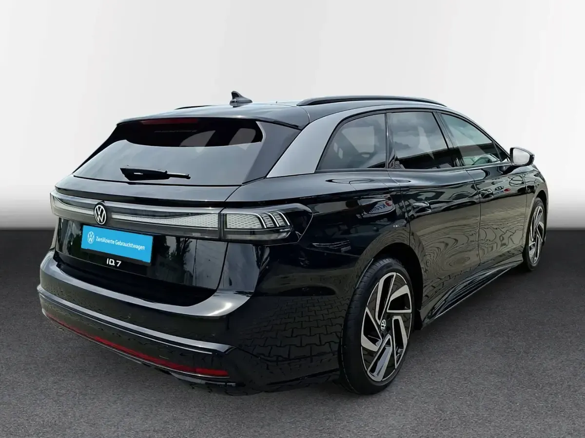 Gebraucht VW ID.7 Pro 210 kW (286 PS) 2025 Schwarz Kombi