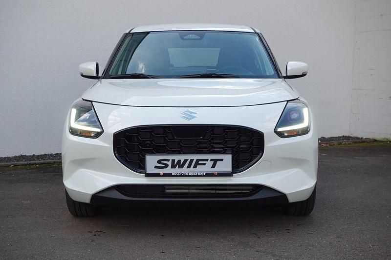 Neu Suzuki Swift Comfort+ 83 PS (61 kW) 2026 Weiß Kleinwagen
