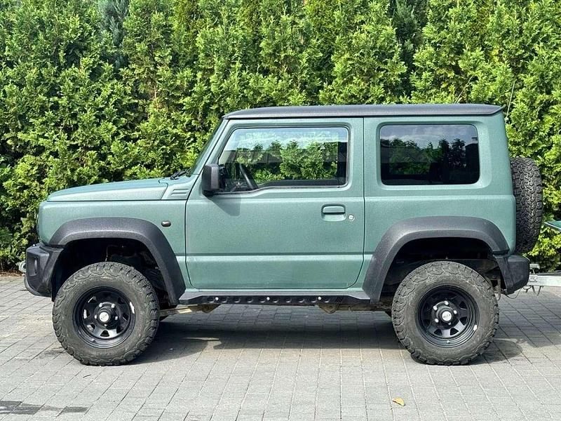 Gebraucht Suzuki Jimny Comfort 102 PS (75 kW) 2019 Grün SUV