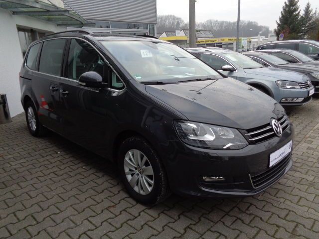 Gebraucht VW Sharan Comfortline 140 PS (102 kW) 2014 Grau Van / Kleinbus