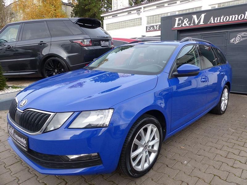 Blau Gebraucht 2020 Skoda Octavia Tour Kombi | 15.980 € (Superpreis) - Bild 1/4