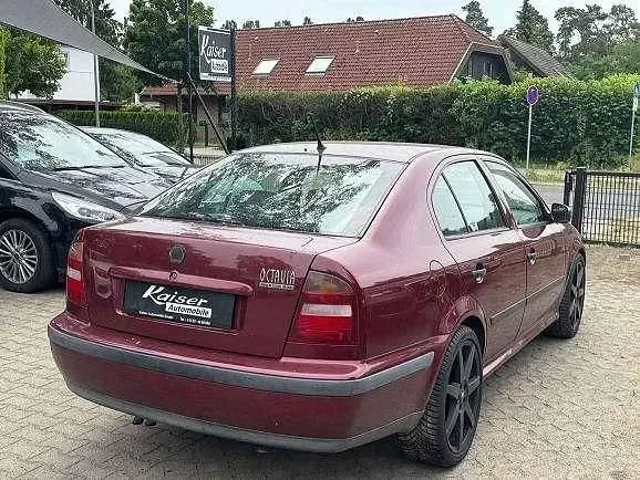 Gebraucht Skoda Octavia Sport 116 PS (85 kW) 1999 Rot Limousine