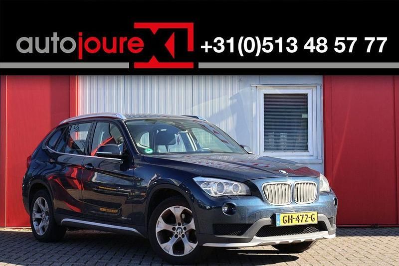 Gebraucht BMW X1 Executive 184 PS (135 kW) 2015 Blau SUV