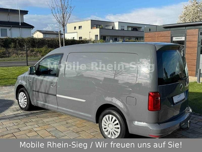 Second-hand VW Caddy Maxi 102 CP (75 kW) 2019 Gri Monovolum