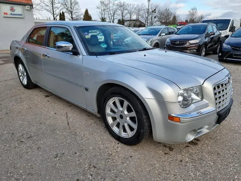 Gebraucht Chrysler 300C 218 PS (160 kW) 2006 Silber Limousine