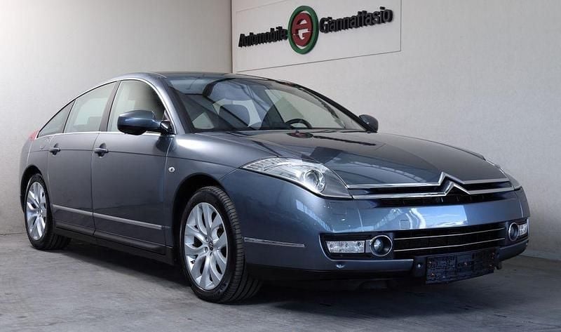 Grau Gebraucht 2011 Citroën C6 Exclusive Limousine | 21.990 € - Bild 1/4