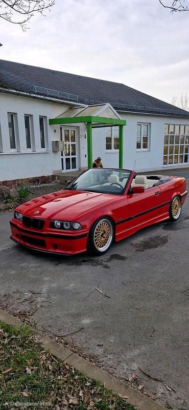 Rot Gebraucht 1998 BMW 318 Cabriolet Cabrio | 5.000 € (Fairer Preis) - Bild 1/4