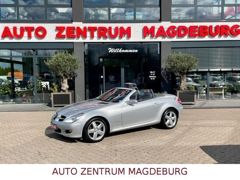 Silber Gebraucht 2004 Mercedes SLK200 Cabrio | 12.950 € - Bild 1/4