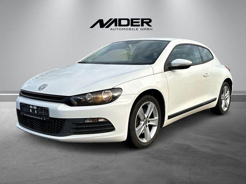 Weiß Gebraucht 2009 VW Scirocco Coupé | 6.990 € (Teuer) - Bild 1/4