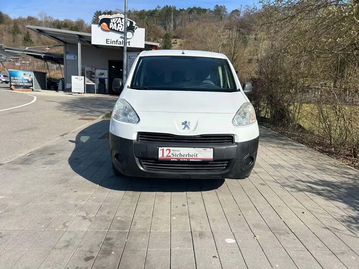 Gebraucht Peugeot Partner 49 kW (67 PS) 2015 Blanc banquise Van / Kleinbus