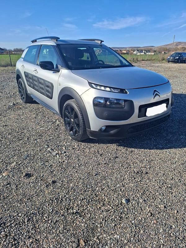 Grau Gebraucht 2015 Citroën C4 Cactus Kleinwagen | 4.690 € (Guter Preis) - Bild 1/4