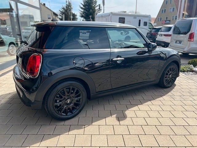 Occasion Mini Cooper Classic 136 ch (100 kW) 2023 Noir Citadine
