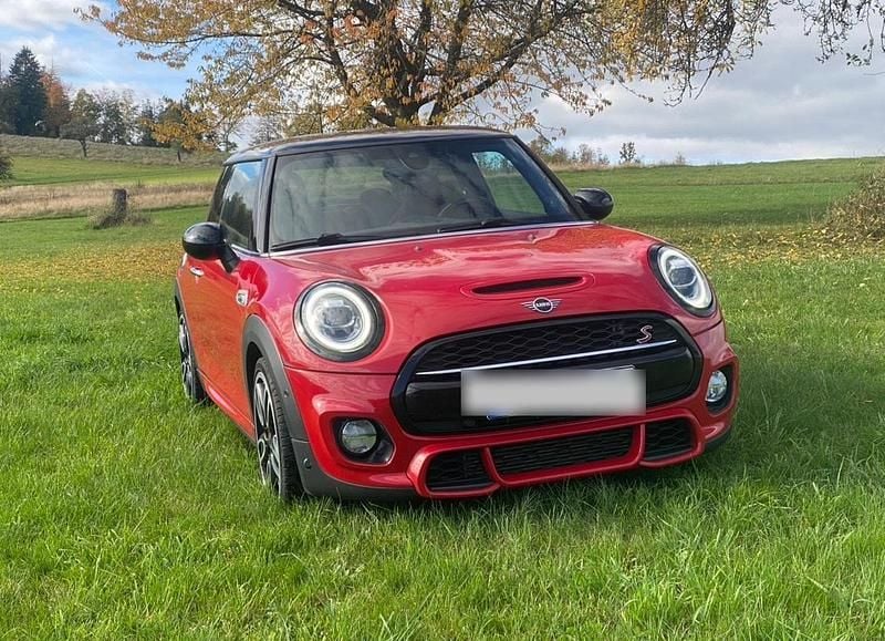 Second-hand Mini John Cooper Works 192 CP (141 kW) 2018 Roșu Hatchback