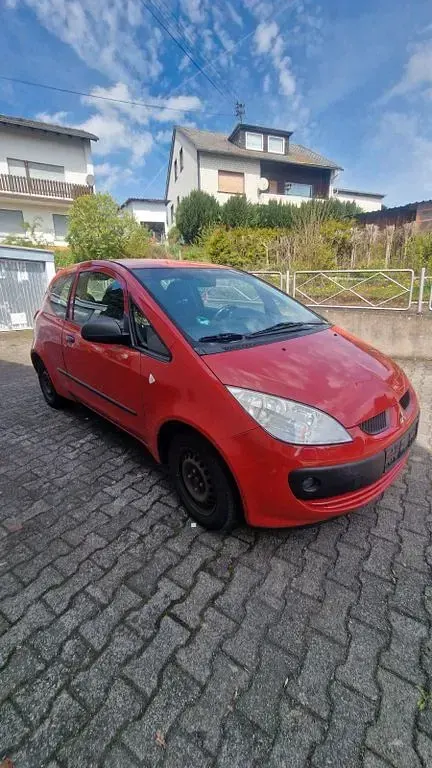 Gebraucht Mitsubishi Colt Invite 95 PS (69 kW) 2004 Rot Kleinwagen
