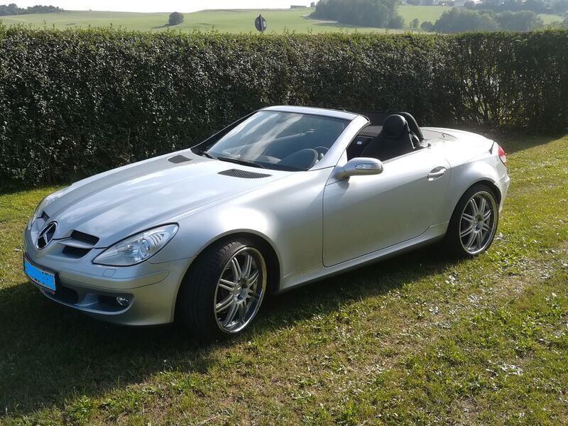 Silber Gebraucht 2005 Mercedes SLK350 Cabrio | 13.450 € (Fairer Preis) - Bild 1/4