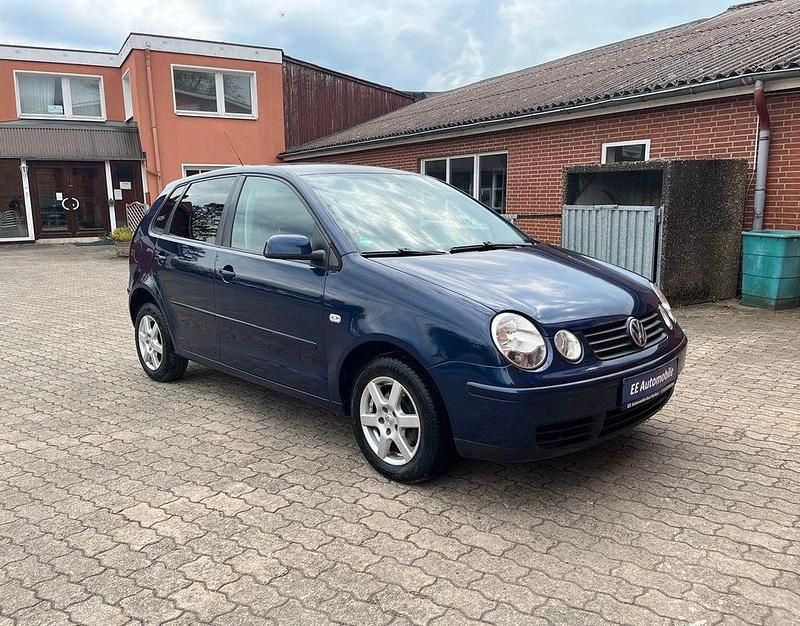 Gebraucht VW Polo Basis 64 PS (47 kW) 2005 Blau Kleinwagen