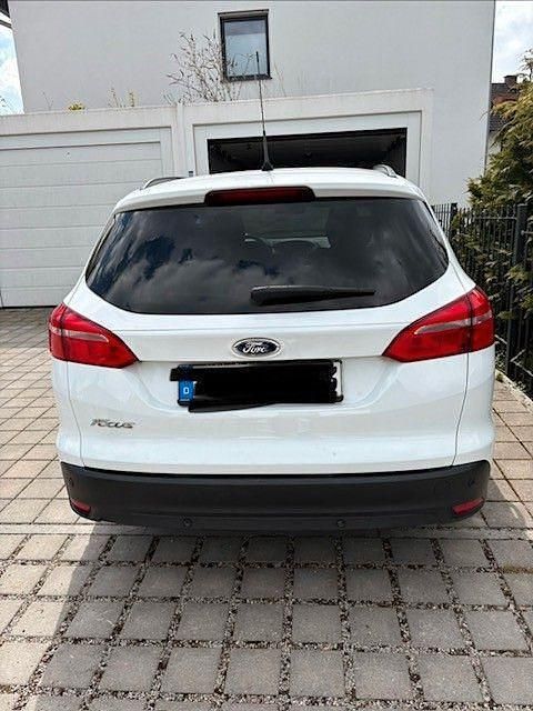 Second-hand Ford Focus Titanium 120 CP (88 kW) 2015 Alb Break