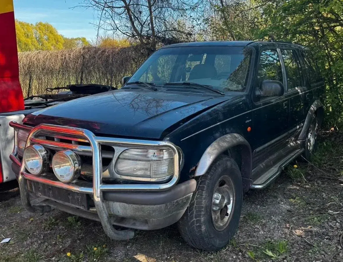 Usata Ford Explorer 156 CV (114 kW) 1996 Blu SUV