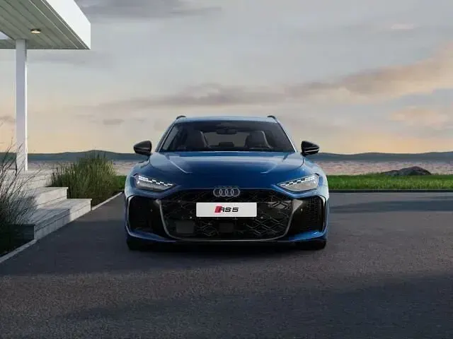 Neu Audi RS5 Ambiente 639 PS (469 kW) 2026 Ascariblau metallic (metallic) Kombi