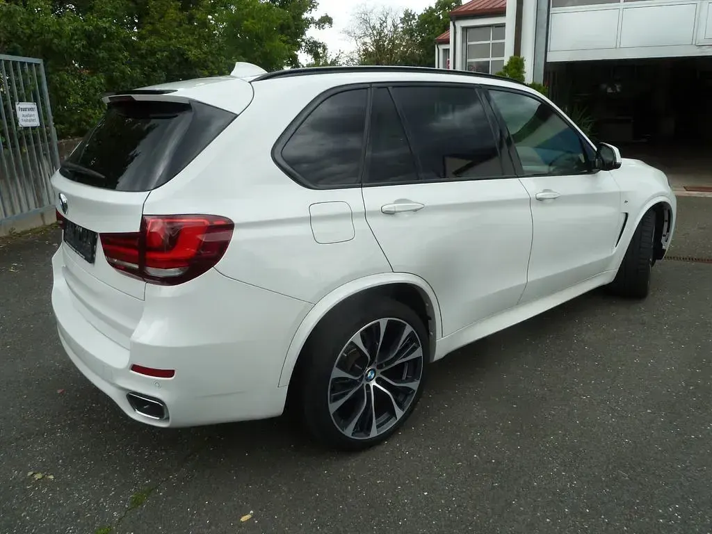 Gebraucht BMW X5 M Sport 313 PS (230 kW) 2018 Weiß SUV